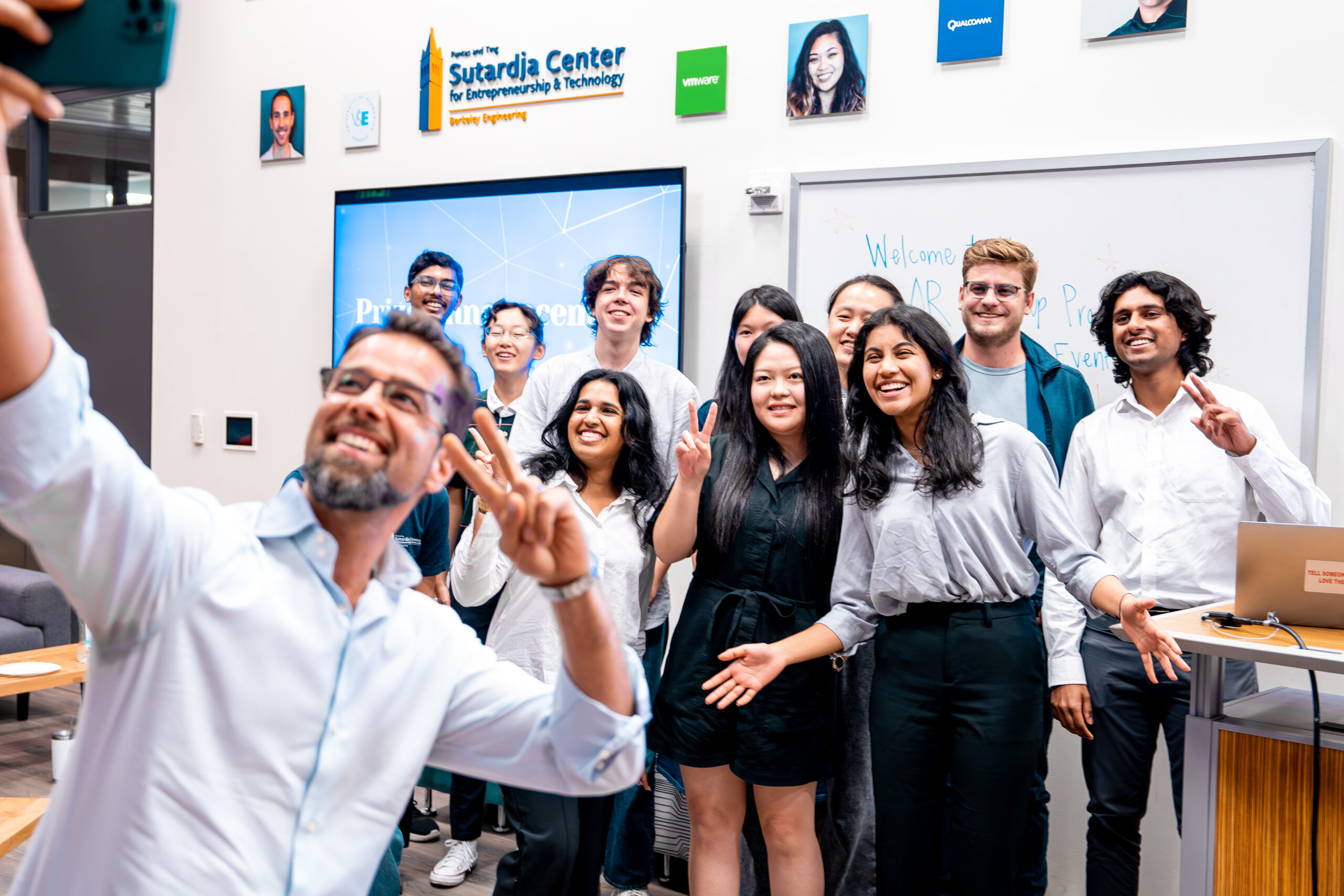 Tommaso Di Bartolo posing with AR challenge participants